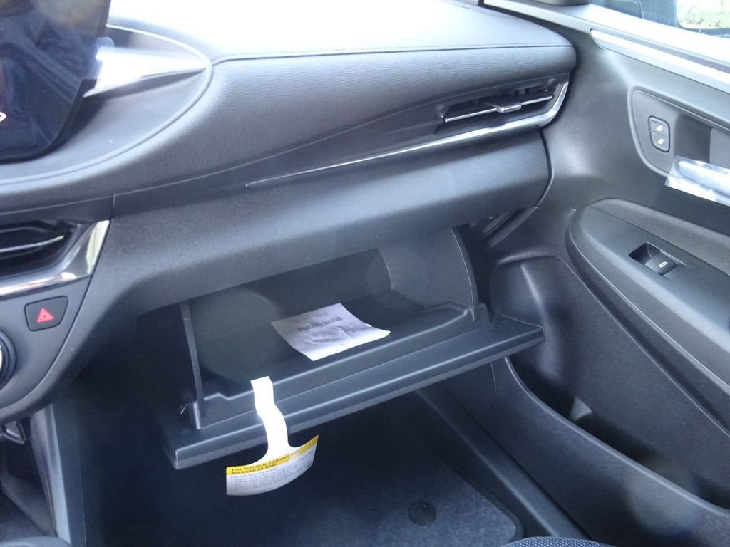 New 2026 Buick Envista Sport Touring w/ Convenience I Package FWD image 26