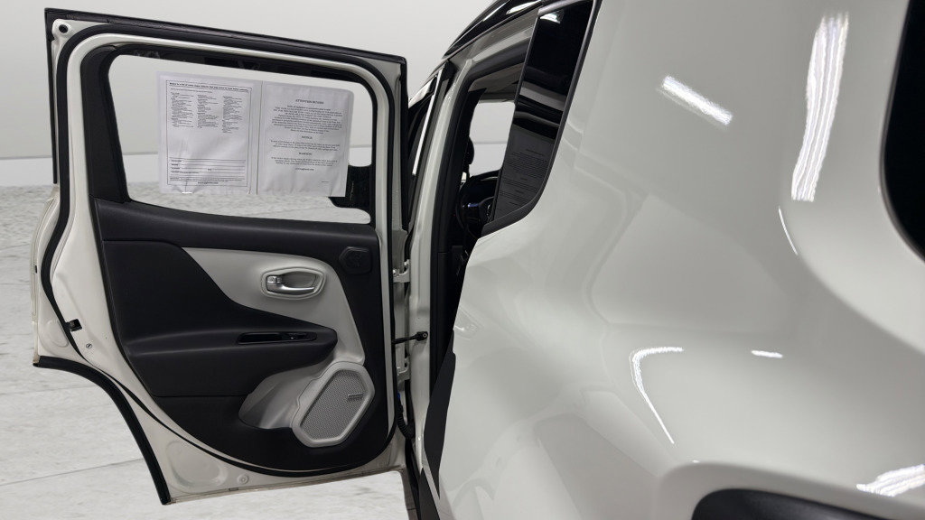 Used 2021 Jeep Renegade Limited w/ Sun & Sound Group image 33