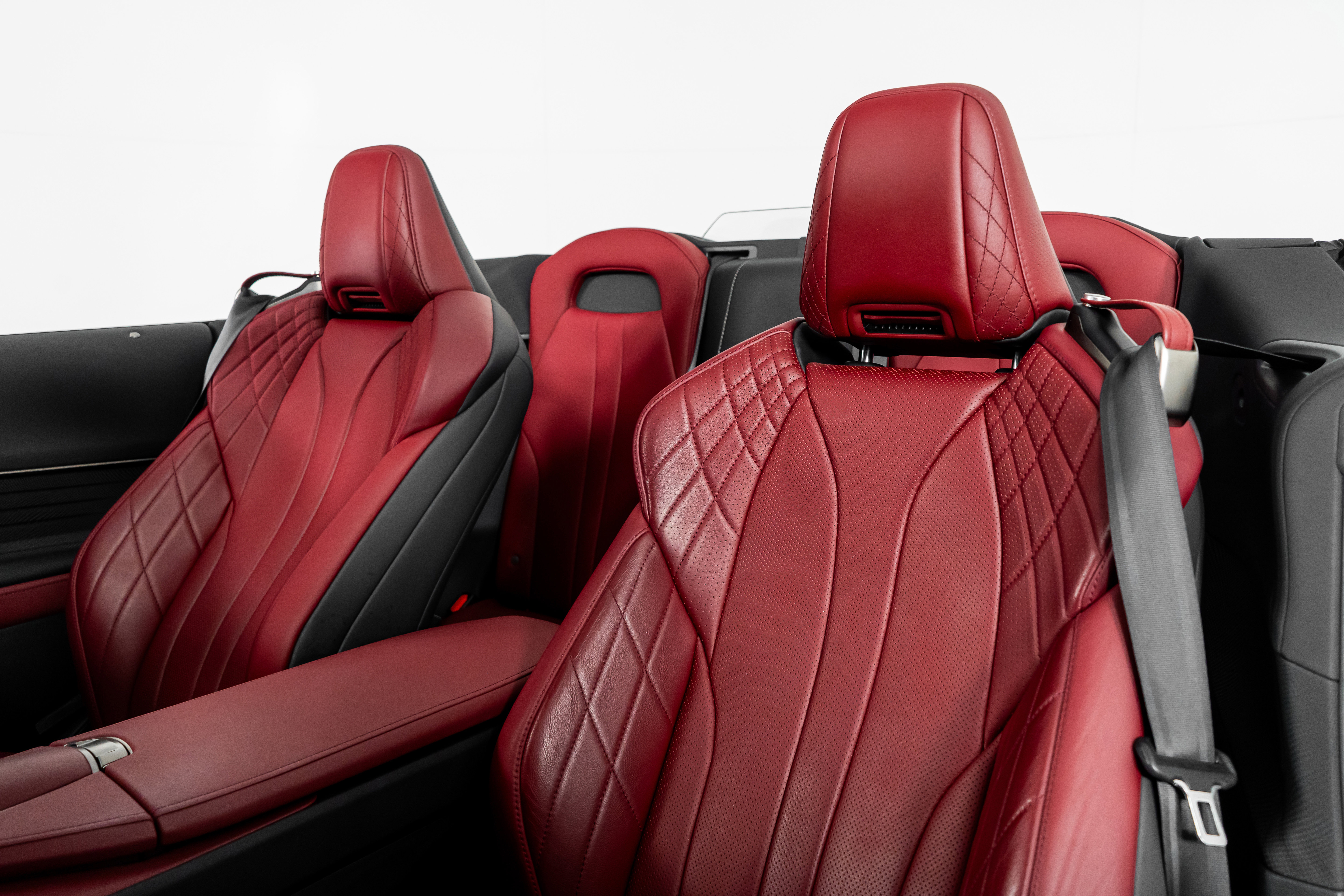 Used 2024 Lexus LC 500 Convertible image 3