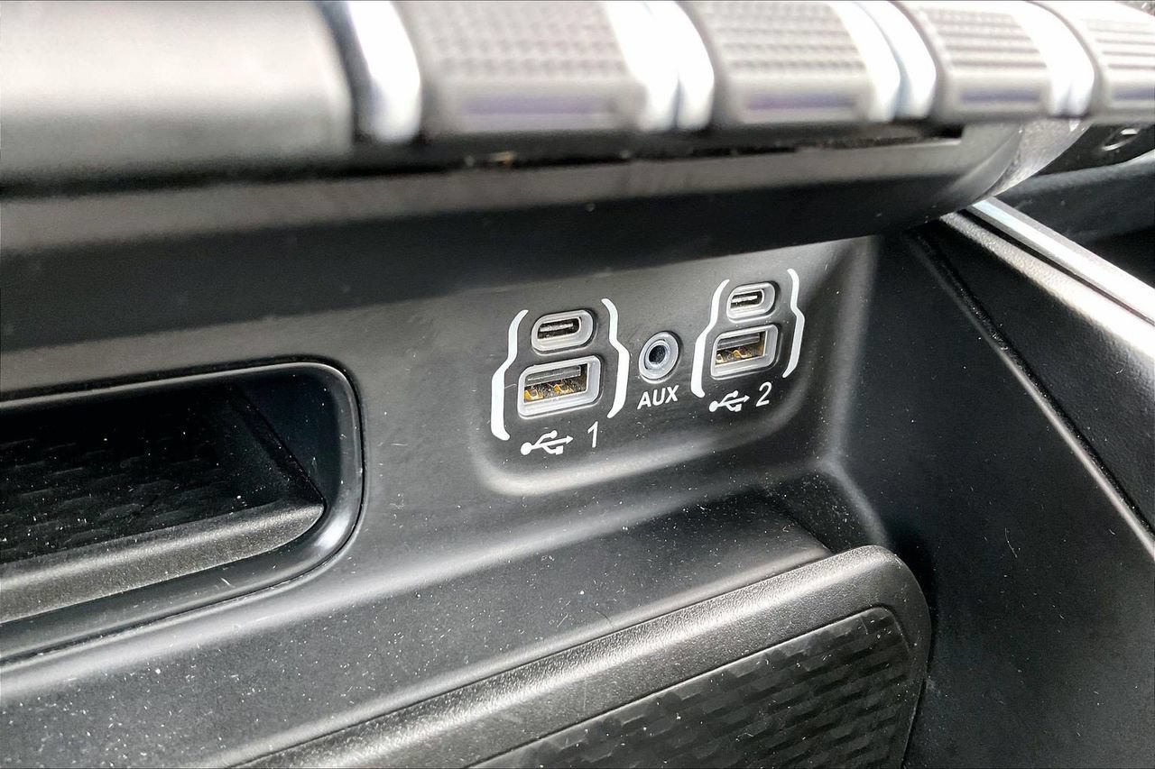 Used 2023 RAM 1500 Big Horn AWD/4WD image 16