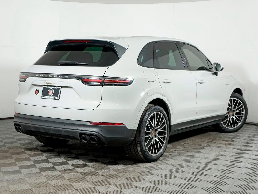Certified 2022 Porsche Cayenne E-Hybrid image 7