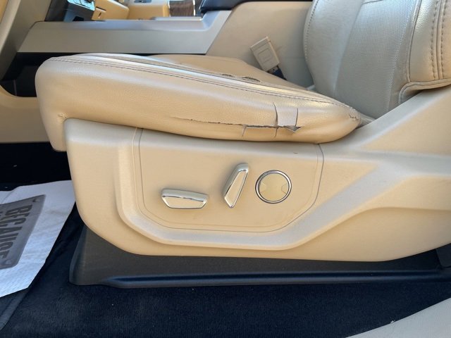 Used 2019 Ford F250 Lariat w/ Chrome Package image 12