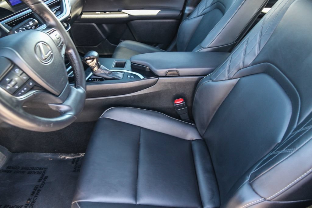 Certified 2024 Lexus UX 250h FWD image 19