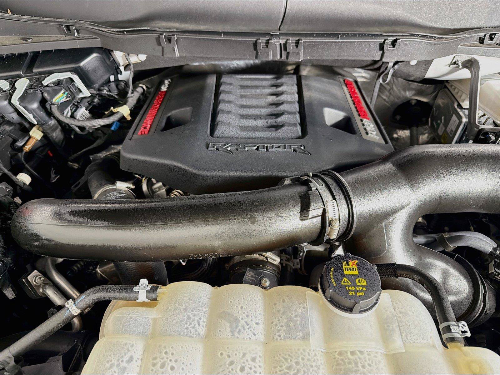 Used 2025 Ford F150 Raptor AWD/4WD image 33