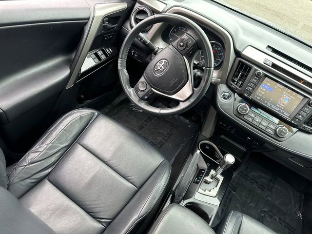 Used 2016 Toyota RAV4 Limited image 19