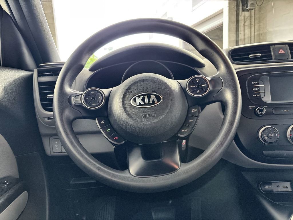 Used 2019 Kia Soul FWD image 11