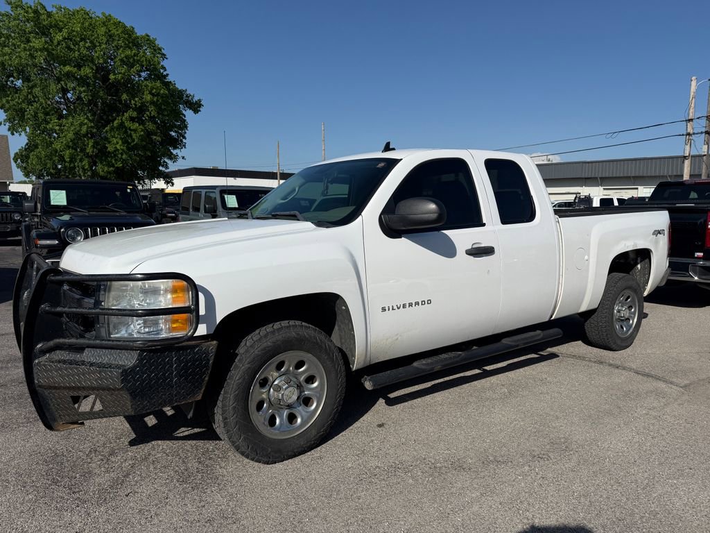 Used 2011 Chevrolet Silverado 1500 W/T AWD/4WD image 6