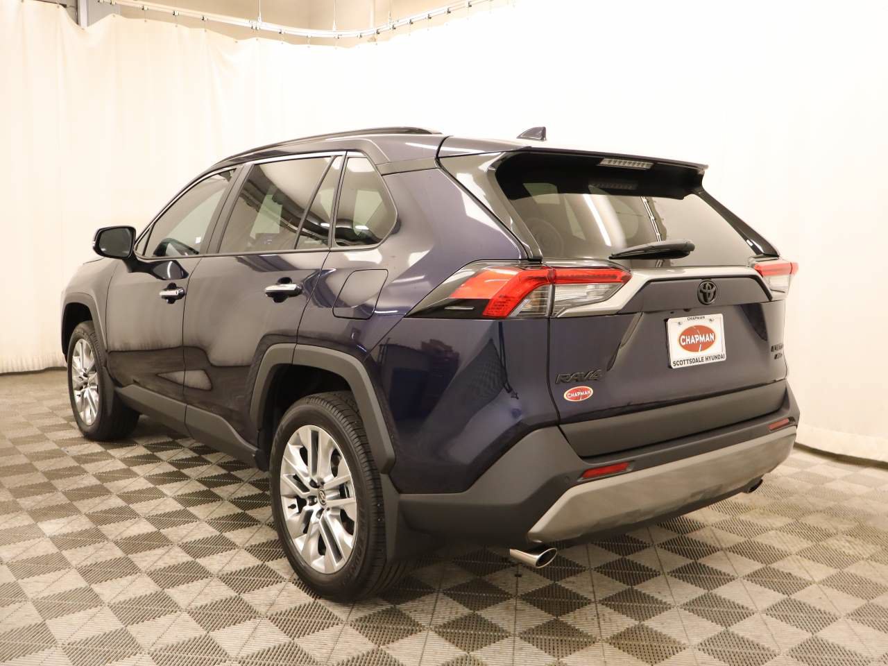 Used 2025 Toyota RAV4 Limited w/ Advanced Technology Package AWD/4WD image 3