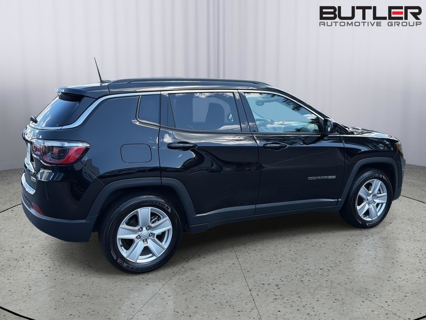 Used 2022 Jeep Compass Latitude w/ Convenience Group FWD image 7