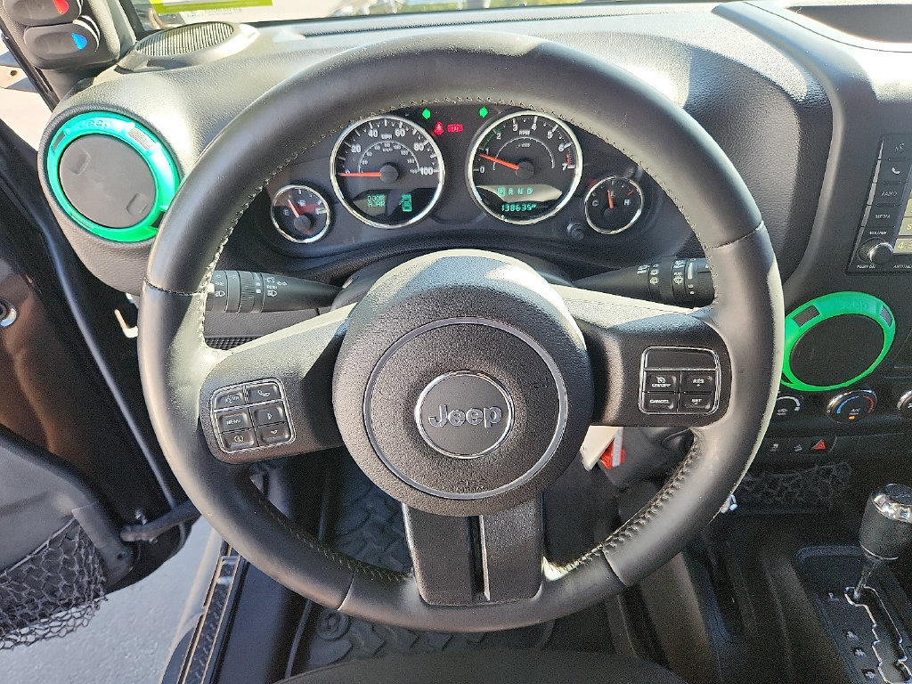 Used 2015 Jeep Wrangler Unlimited Sport w/ Quick Order Package 24S AWD/4WD image 19