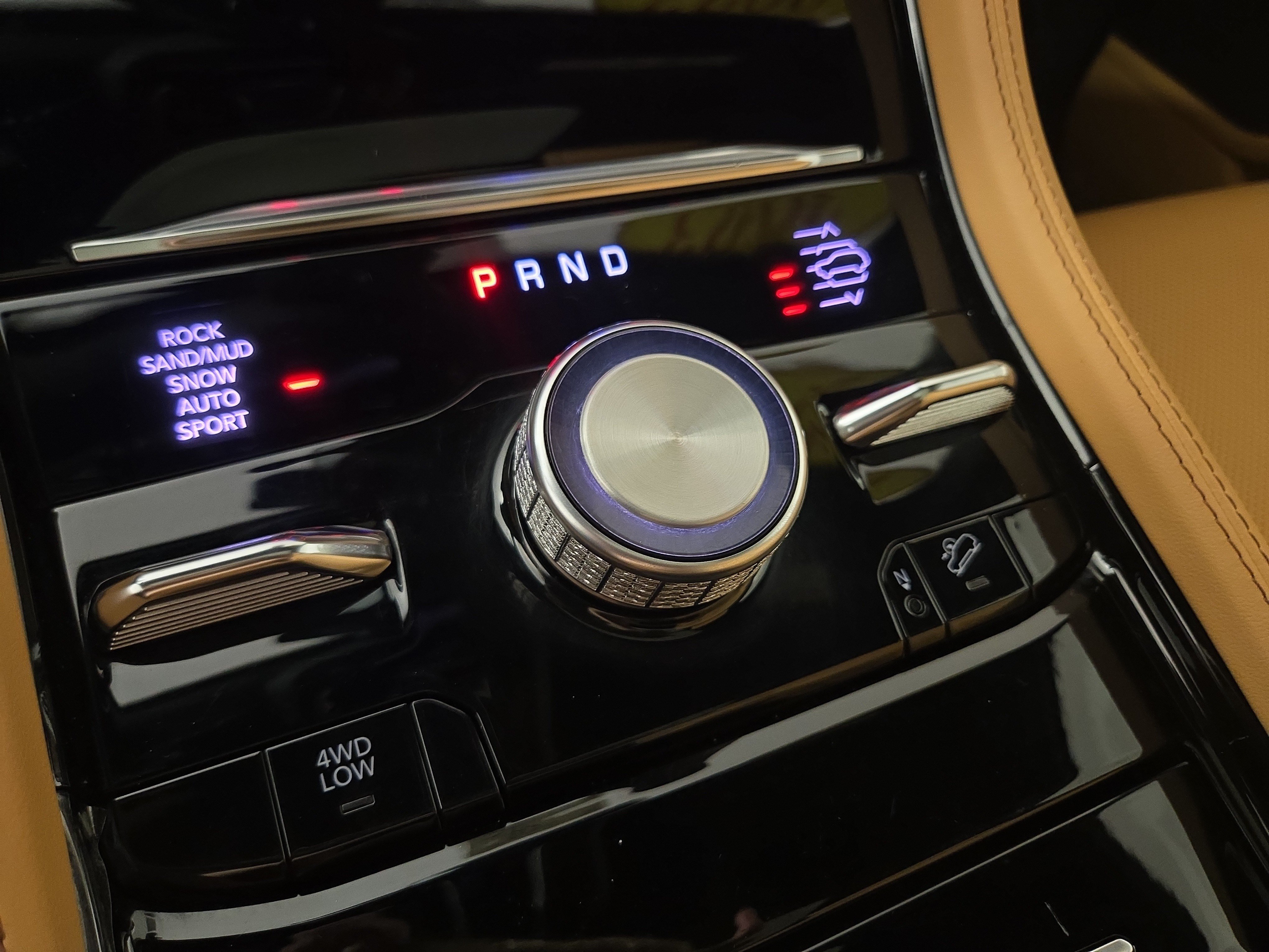Certified 2023 Jeep Grand Cherokee Summit AWD/4WD image 25