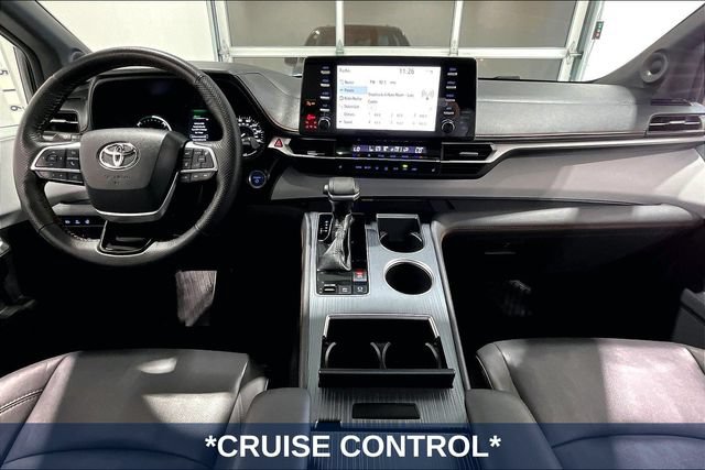 Used 2022 Toyota Sienna XSE AWD/4WD image 10