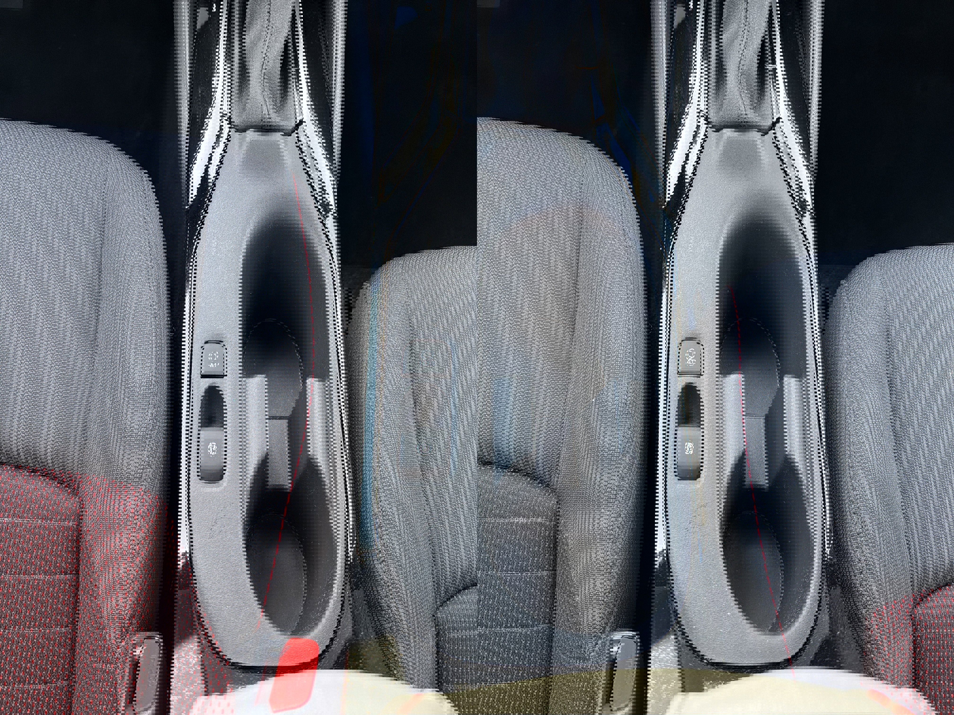 Used 2023 Toyota Corolla SE image 19