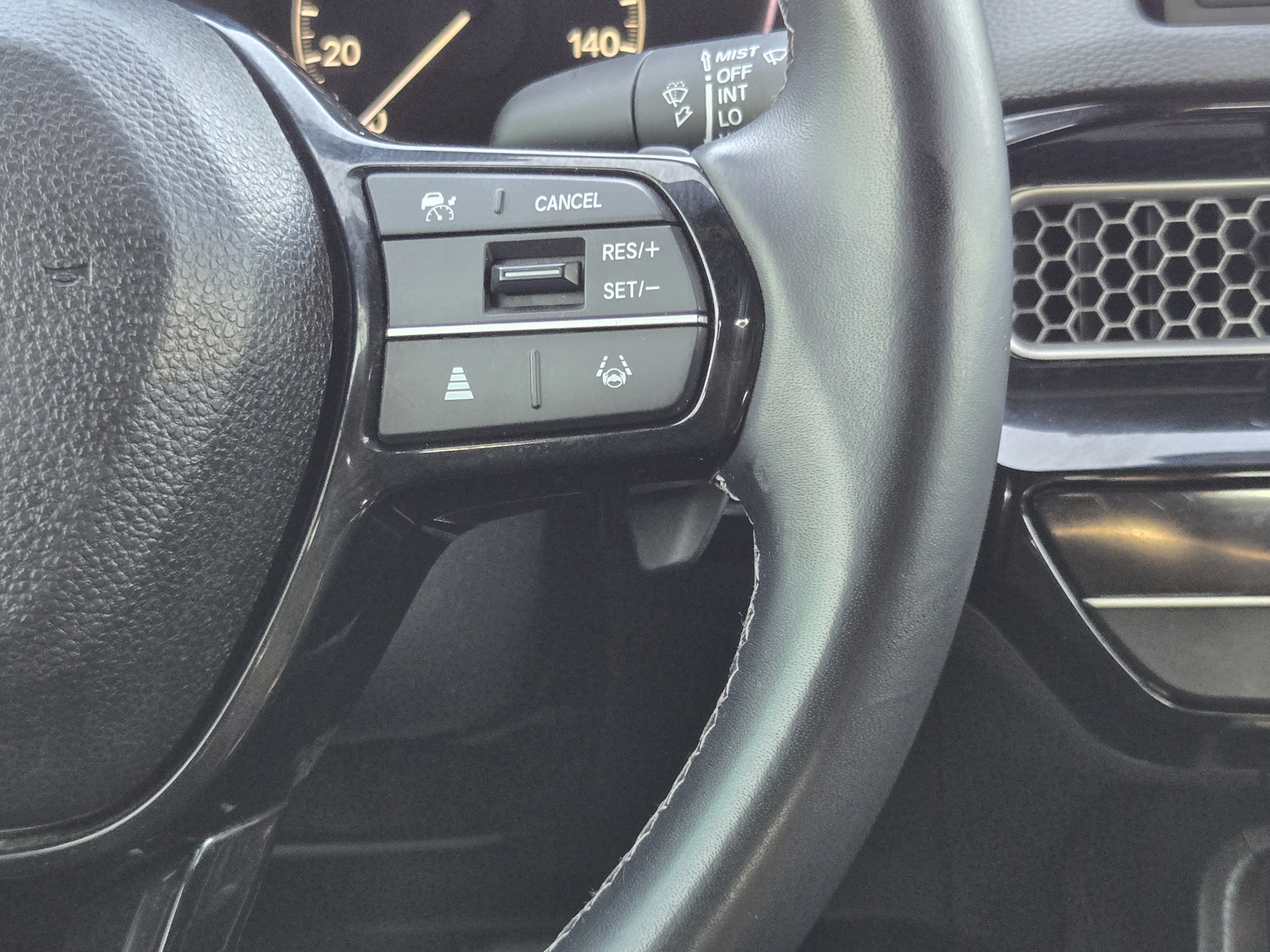 Used 2025 Honda Civic Sport image 30