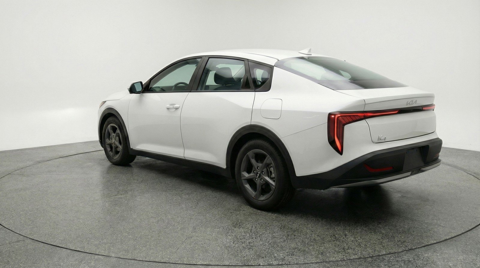 Used 2025 Kia K4 LXS image 6