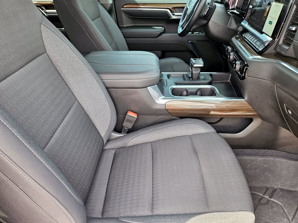 Used 2024 Chevrolet Silverado 1500 RST AWD/4WD image 20