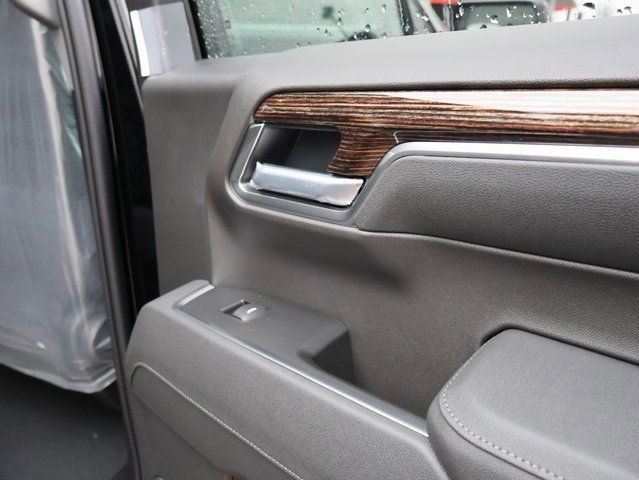 New 2026 GMC Sierra 1500 Elevation image 12