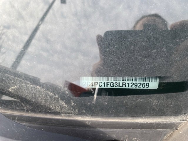 Used 2020 Chrysler Pacifica Touring w/ Cold Weather Group image 7