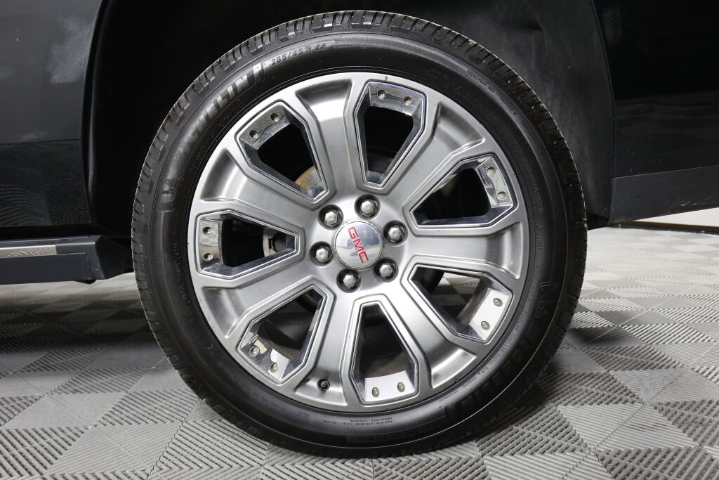 Used 2019 GMC Yukon Denali image 8