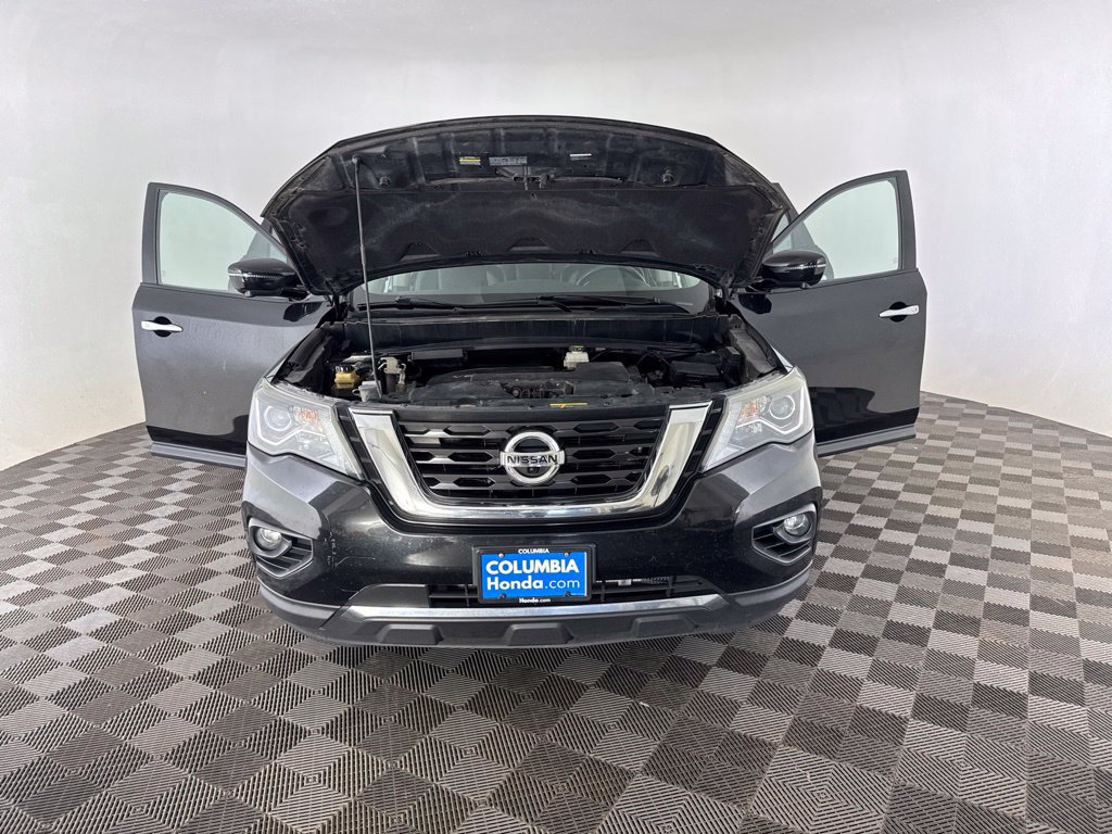 Used 2018 Nissan Pathfinder SL FWD image 18