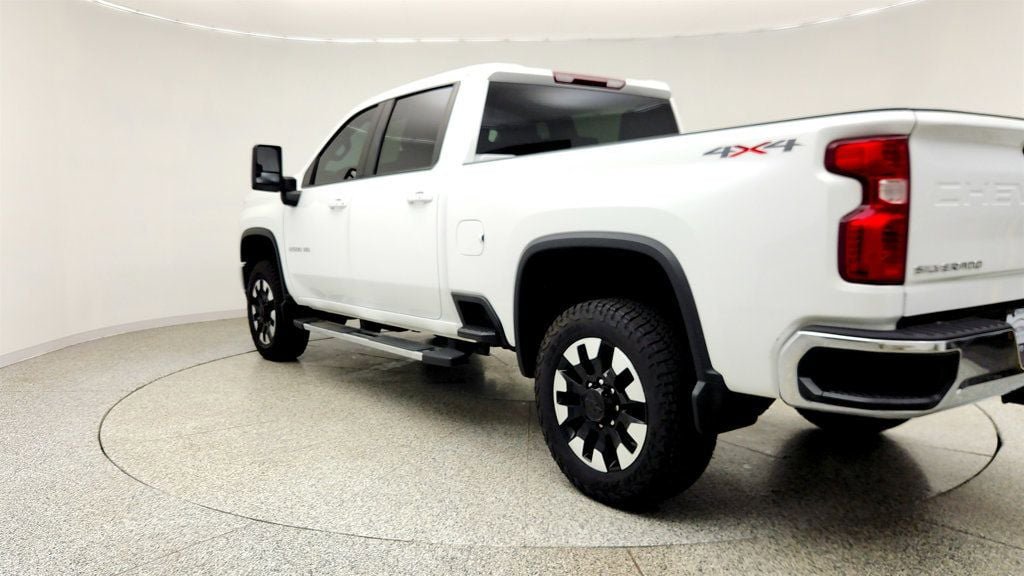 Used 2020 Chevrolet Silverado 2500 LT w/ Convenience Package AWD/4WD image 7