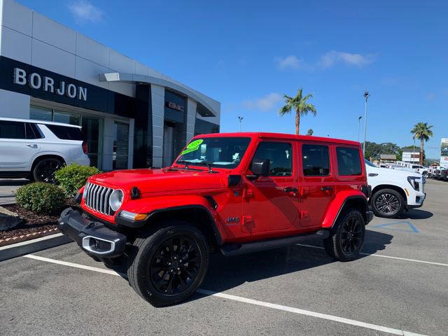 Used 2025 Jeep Wrangler Unlimited Sahara AWD/4WD image 1