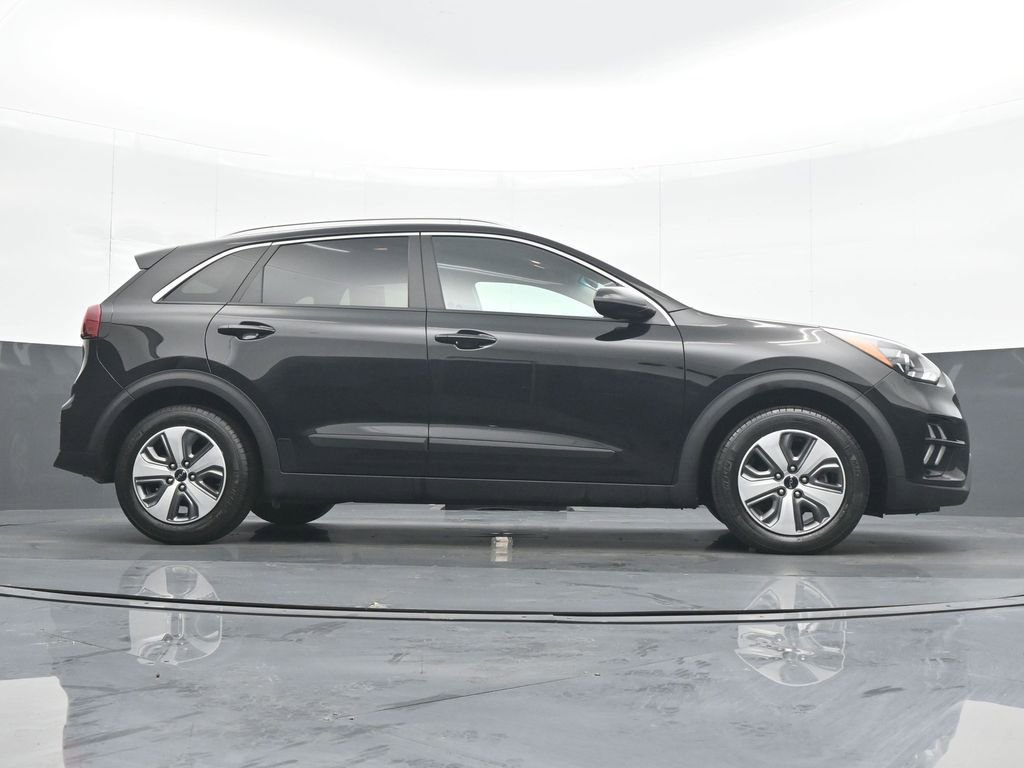 Used 2022 Kia Niro LX image 22
