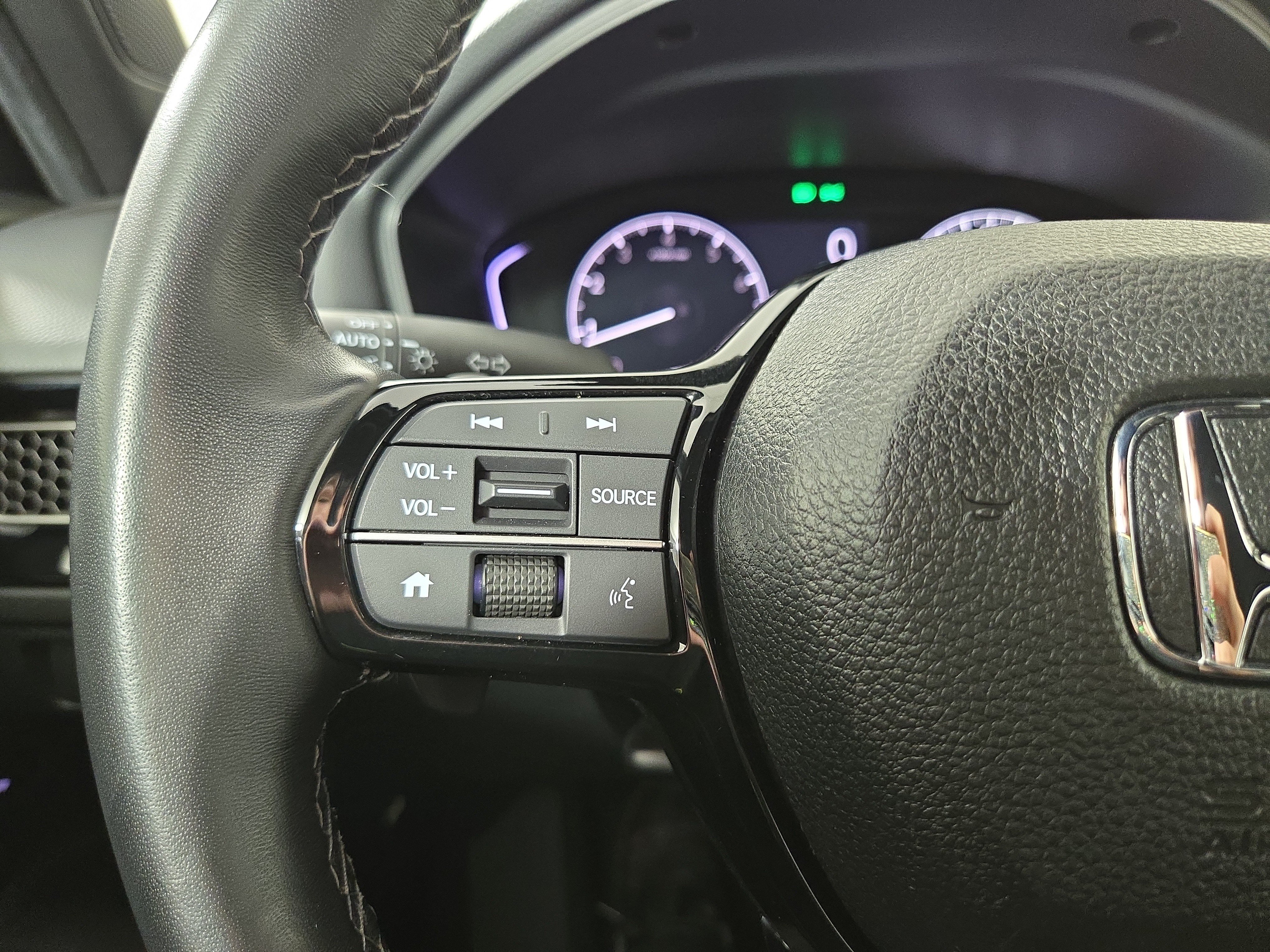Used 2025 Honda Civic Sport image 15