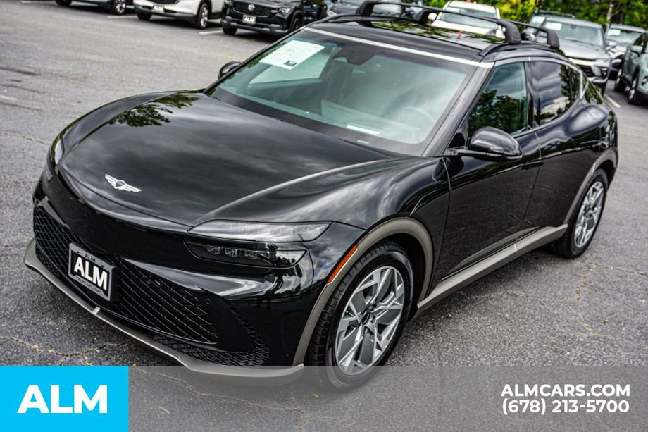 Used 2025 Genesis GV60 RWD image 15