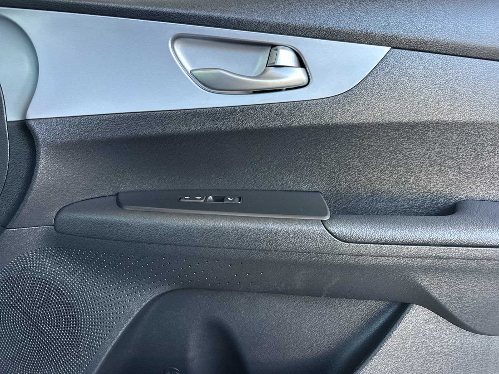 Certified 2024 Kia Forte LXS FWD image 21