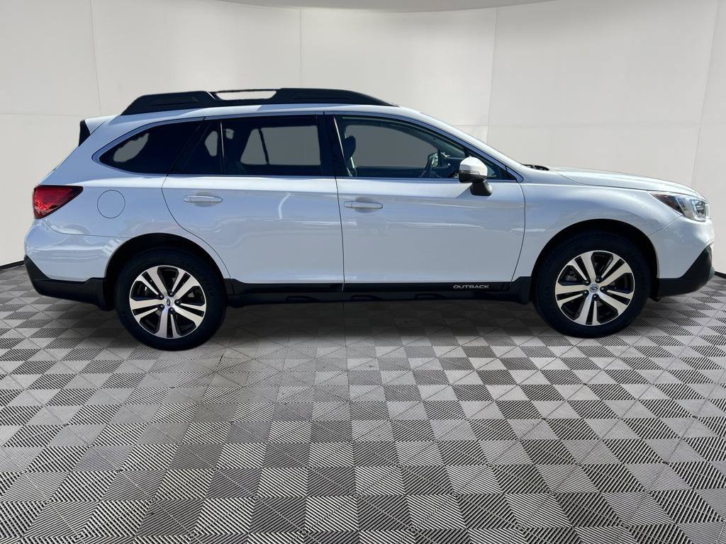 Used 2019 Subaru Outback 2.5i Limited AWD/4WD image 9