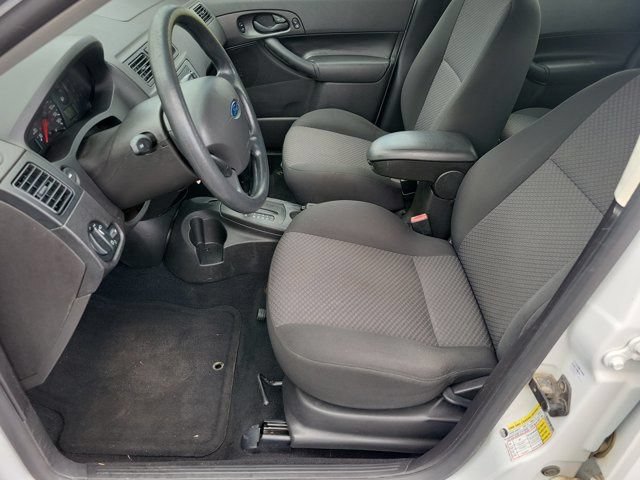 Used 2007 Ford Focus SE FWD image 11