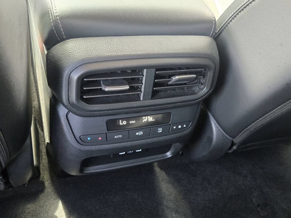 Certified 2024 Honda Pilot EX-L image 13