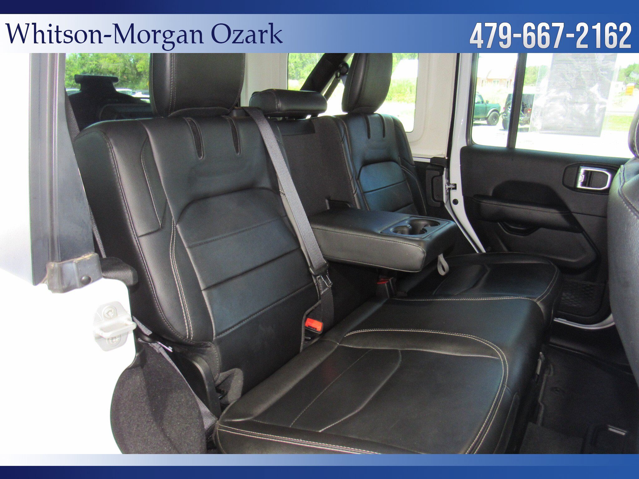 Used 2023 Jeep Wrangler Unlimited Sahara AWD/4WD image 32