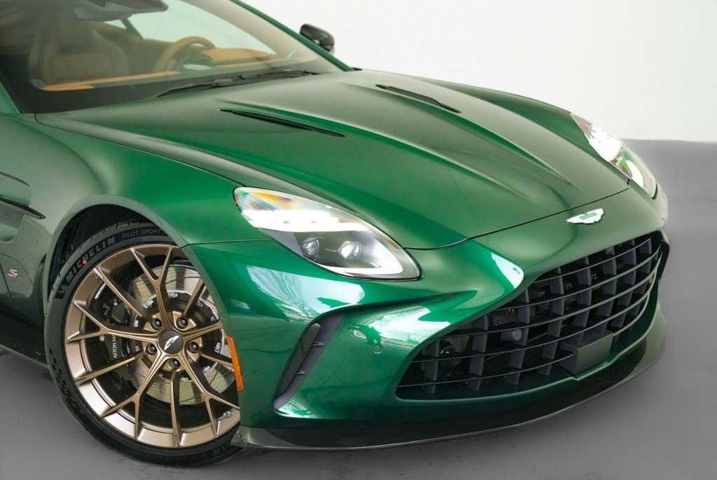 New 2026 Aston Martin V8 Vantage S image 31