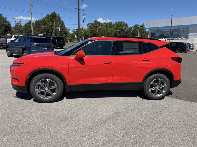 New 2026 Chevrolet Blazer LT w/ Convenience Package AWD/4WD image 2