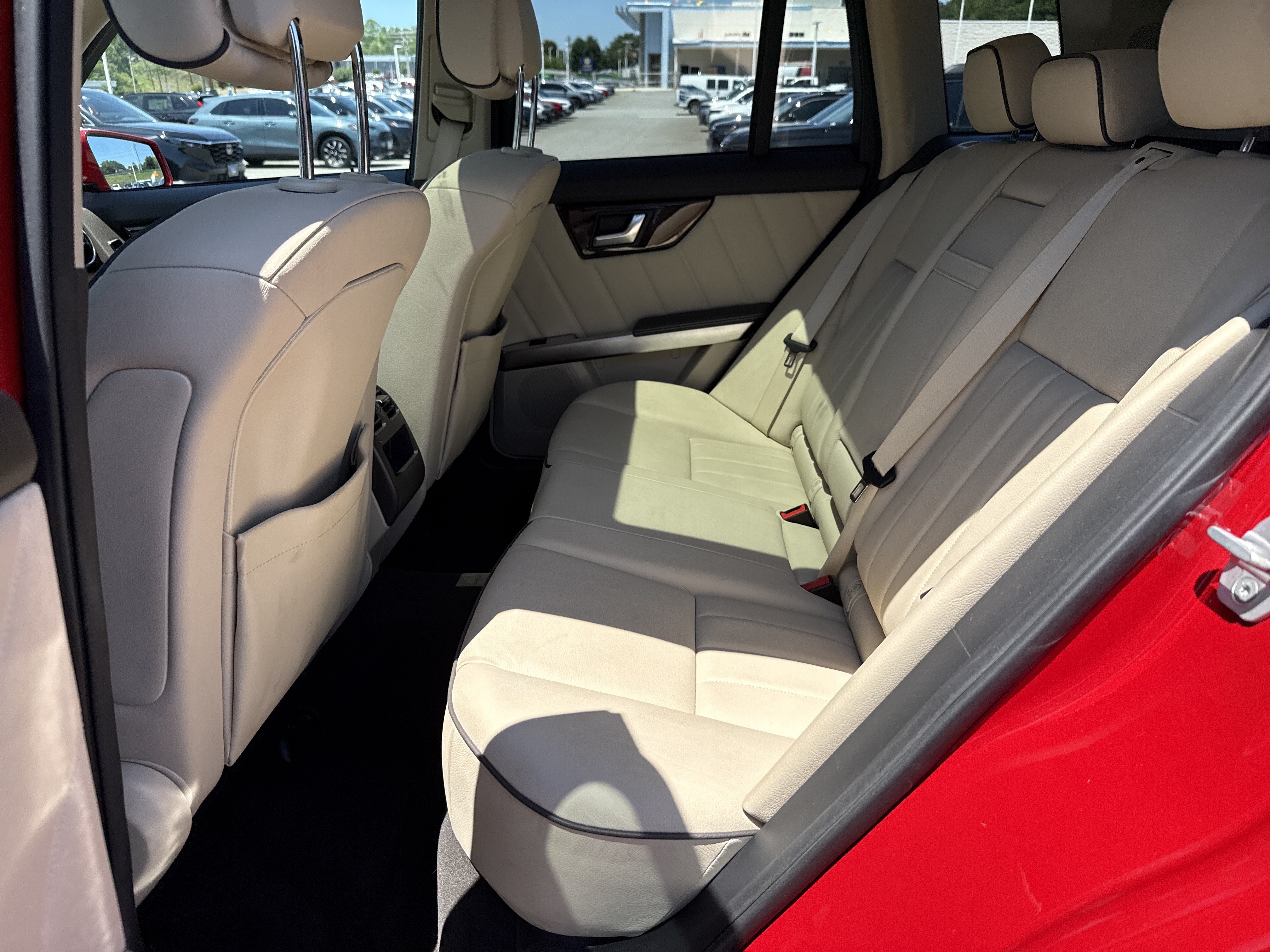 Used 2015 Mercedes-Benz GLK 250 BlueTEC 4MATIC image 32