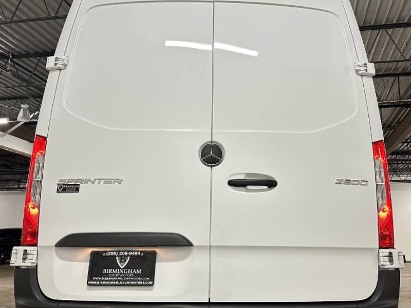 Used 2024 Mercedes-Benz Sprinter 2500 image 15