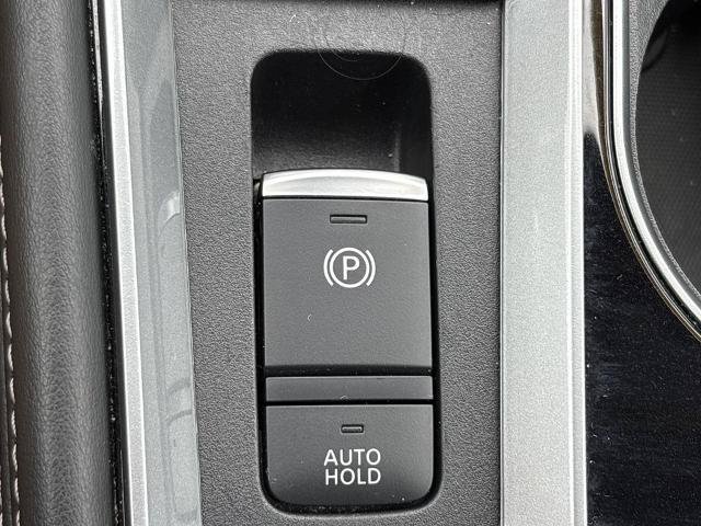Certified 2025 Nissan Altima 2.5 SL FWD image 10