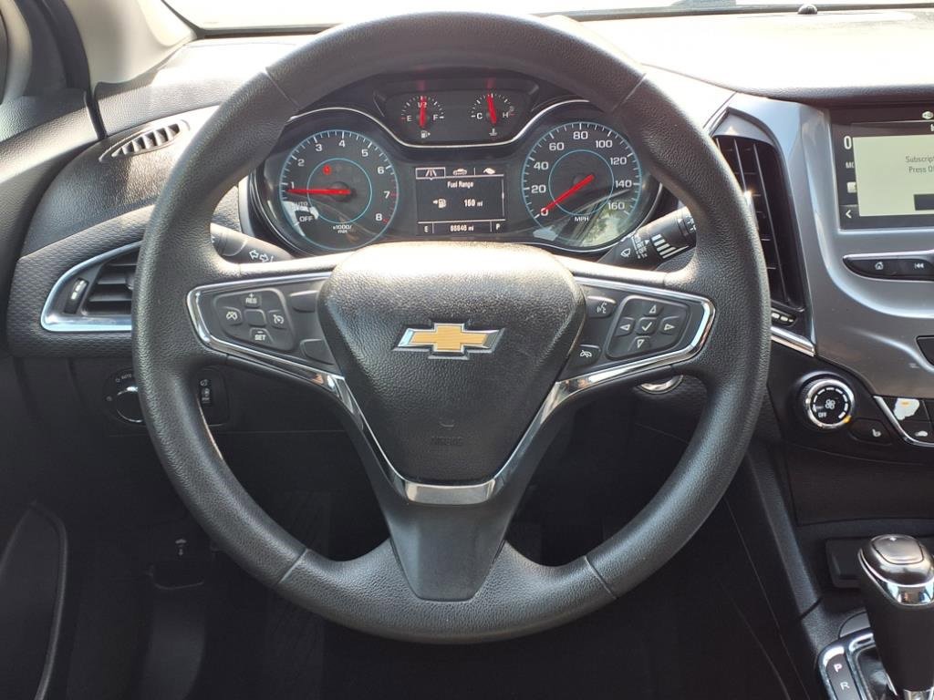 Used 2018 Chevrolet Cruze LT w/ Convenience Package image 7