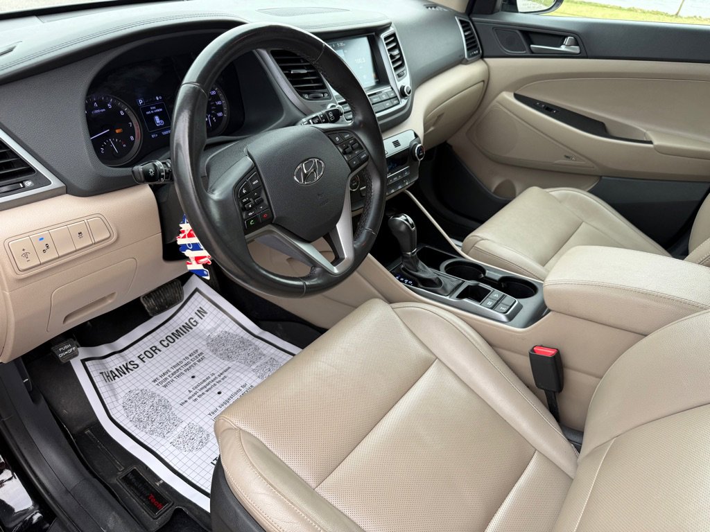 Used 2017 Hyundai Tucson SE Plus w/ Cargo Package AWD/4WD image 9