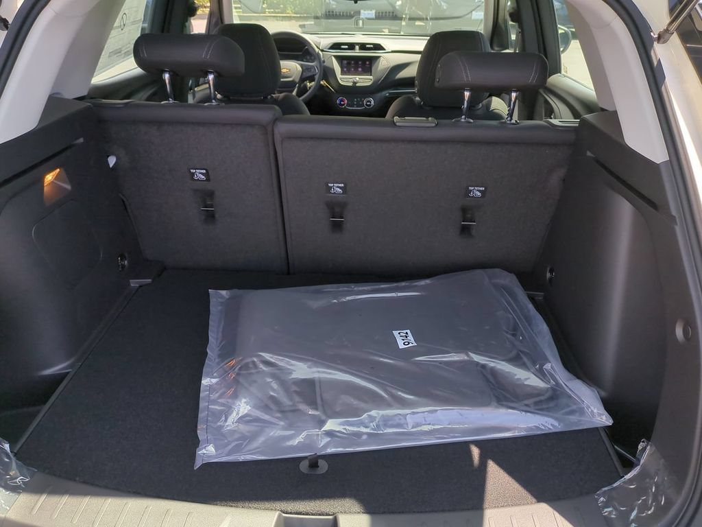 Used 2023 Chevrolet TrailBlazer LS FWD image 23