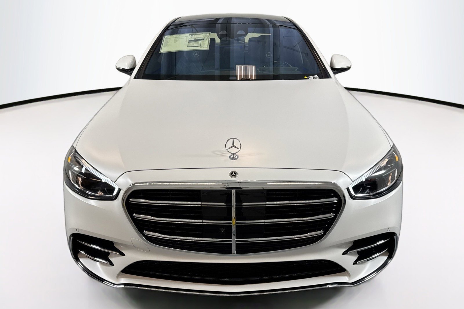 New 2026 Mercedes-Benz S 580 4MATIC Sedan image 2