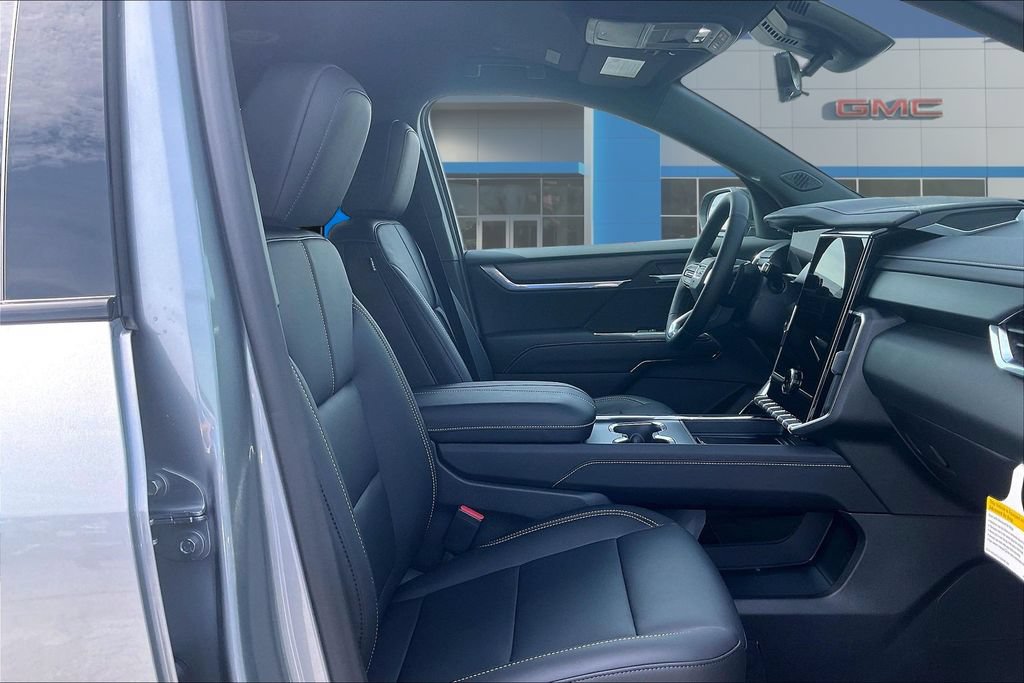 New 2026 GMC Acadia Elevation w/ Black Edition FWD image 11