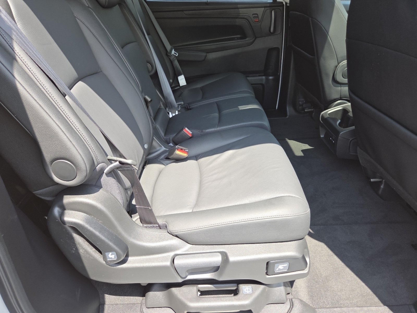 Certified 2026 Honda Odyssey EX-L image 25