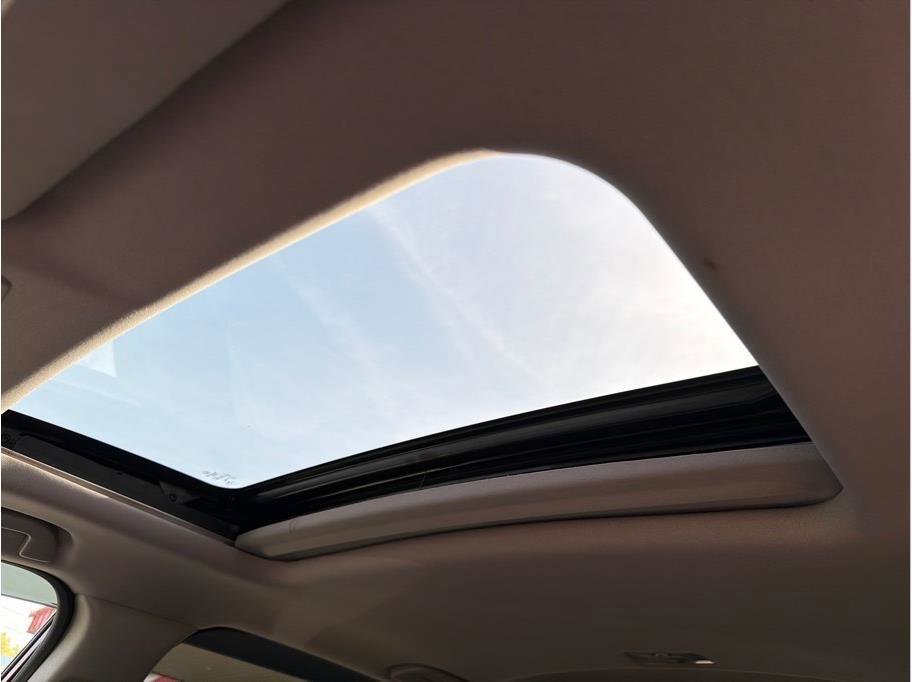 Used 2018 Honda CR-V Touring image 22