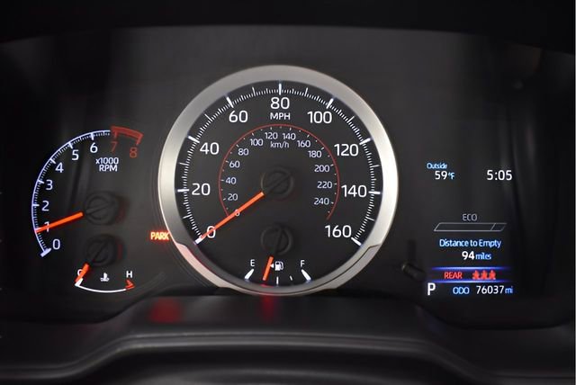 Used 2020 Toyota Corolla SE image 25