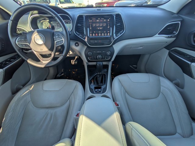 Used 2019 Jeep Cherokee Limited image 13