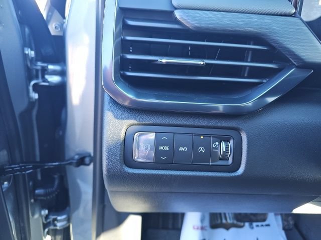 New 2026 GMC Acadia AT4 w/ LPO, Floor Liner Package AWD/4WD image 23