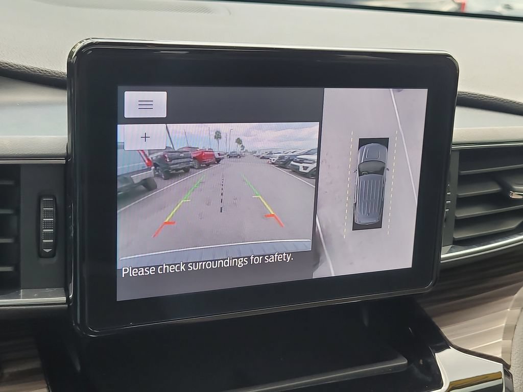 Used 2022 Ford Explorer Limited w/ Equipment Group 301A RWD image 24